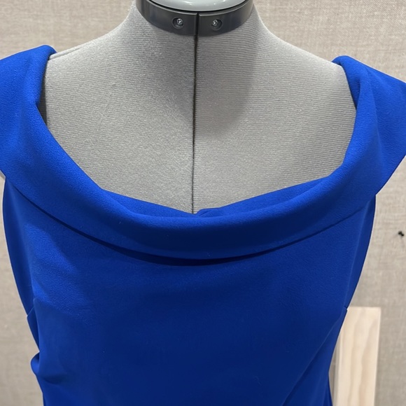 Royal blue dress - Picture 4 of 9